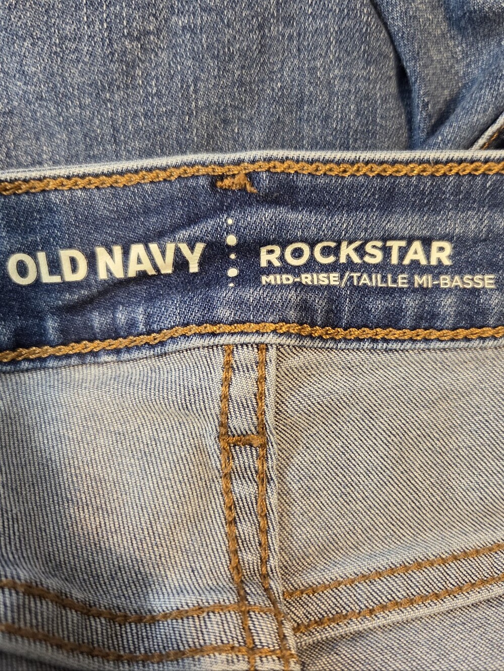 Old Navy Rockstar Floral Embroidered Mid-Rise Skinny Jeans Size 12 ~ Pre-Owned - Picture 9 of 11